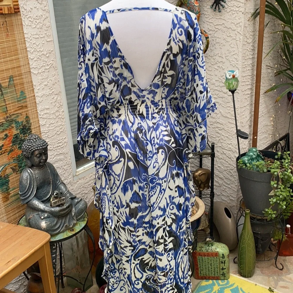 💙BEAUTIFUL BLUE N WHITE KAFTAN💙 - Picture 2 of 8